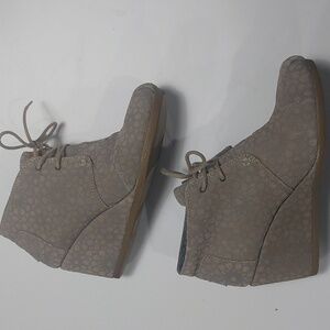 Toms Woman's Lace-up wedges Ankle Boots Size W7